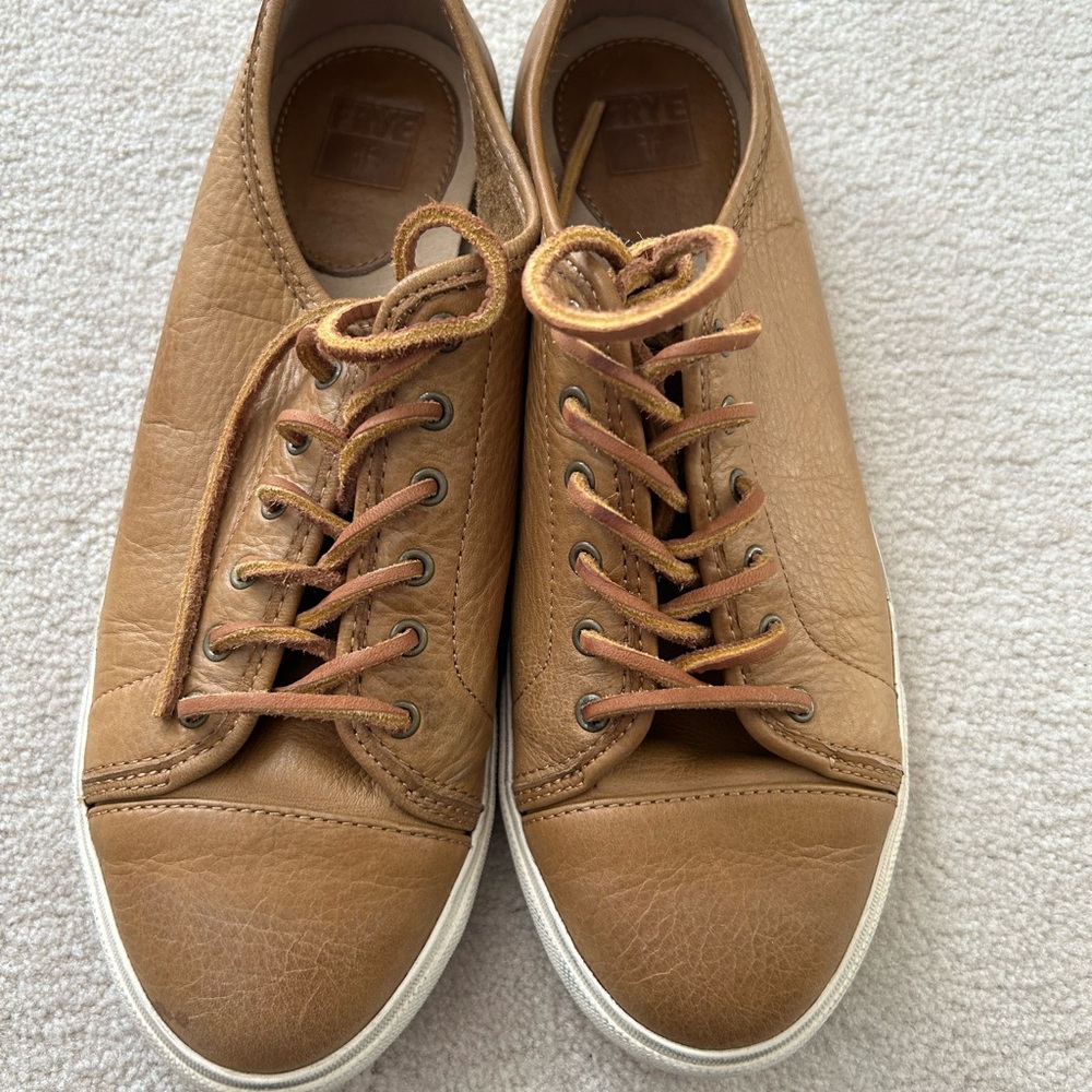 FRYE AND CO. Chestnut Leather Low-Top Sneakers
